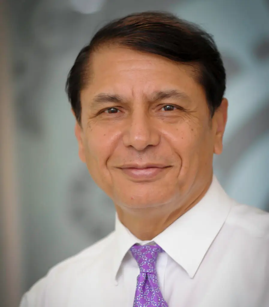 Dr. Mahesh Patel – Dental Implant & Oral Surgery Specialist London | RP Advanced Dental Centre